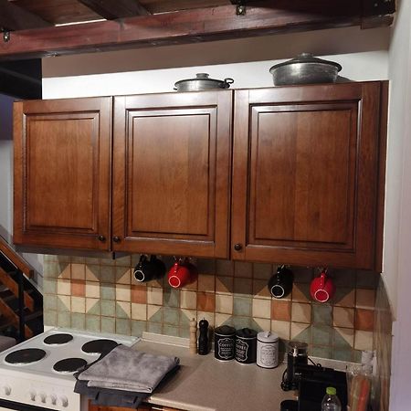 Traditional Stone Cottage In Palio Elatohori エクステリア 写真