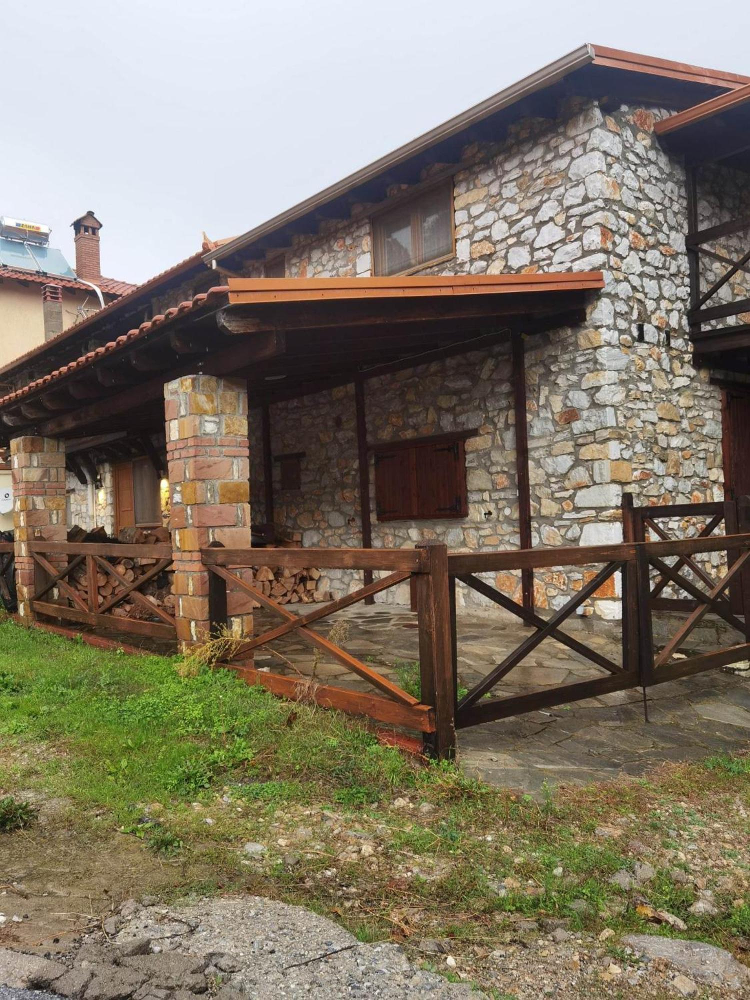 Traditional Stone Cottage In Palio Elatohori エクステリア 写真